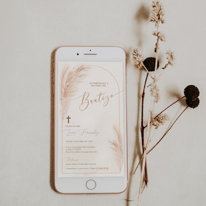 Neutral beige baptism invitation template, invitación de bautizo digital, minimalist boho pampas grass electronic invite in spanish - C542