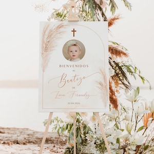 Cartel bienvenida bautizo para imprimir, minimalist boho baptism welcome poster in spanish, bienvenidos al bautizo con foto niño - C542p