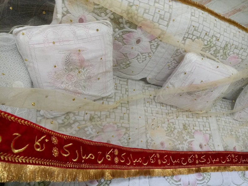 Golden Wedding Dupatta: Zari Urdu Nikah Mubarak Bridal Veil image 7