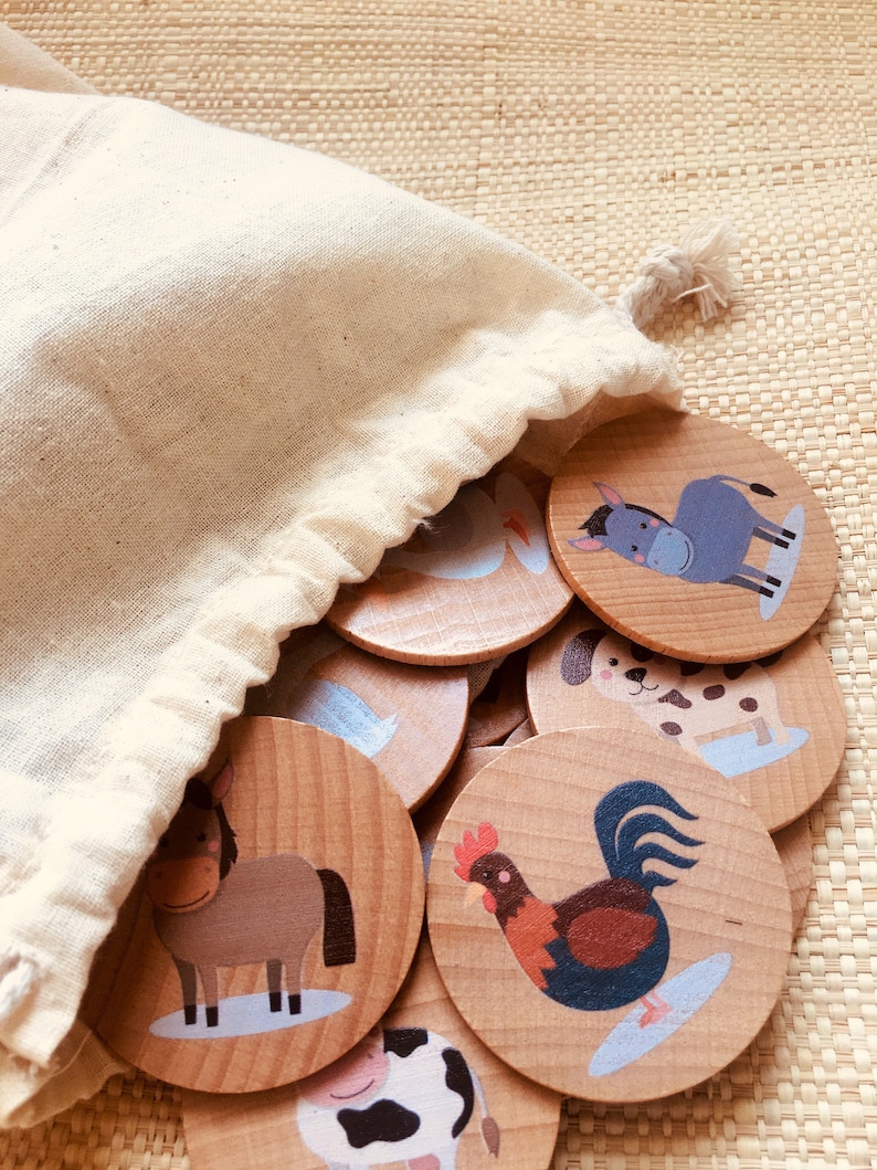 Holz Memory-Spiel Bauernhof Tiere inspiriert von Montessori pädagogisches Kinderspielzeug perfekt für Homeschooling und Waldorfpädagogik. Bild 1