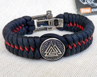 Nordic paracord bangle "VALKNUT". The original brutal bracelet made of Celtic knots and beads. Viking style.