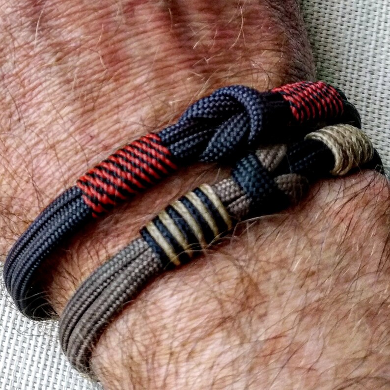Unique Thin Paracord Bracelet With Carabiner. A Great Gift for Etsy