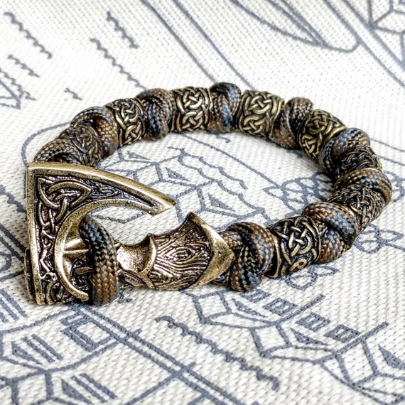 Viking Bracelet Made of Paracord, Celtic Knots and Original Beads