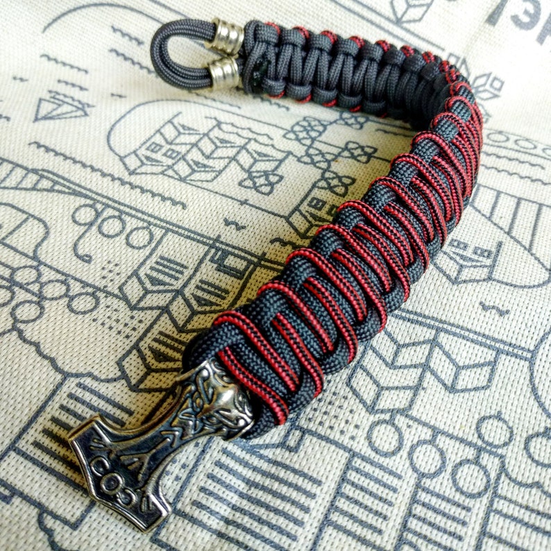 Graphite and Bloody Strip Nordic Paracord Bracelet - Etsy