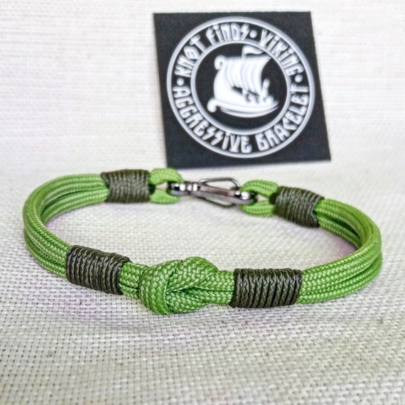 Thin Green Viking Paracord Bracelet With a Carabiner. Made of Parachute Cord  and Celtic Knots. Gift to a Friend for His Birthday. 