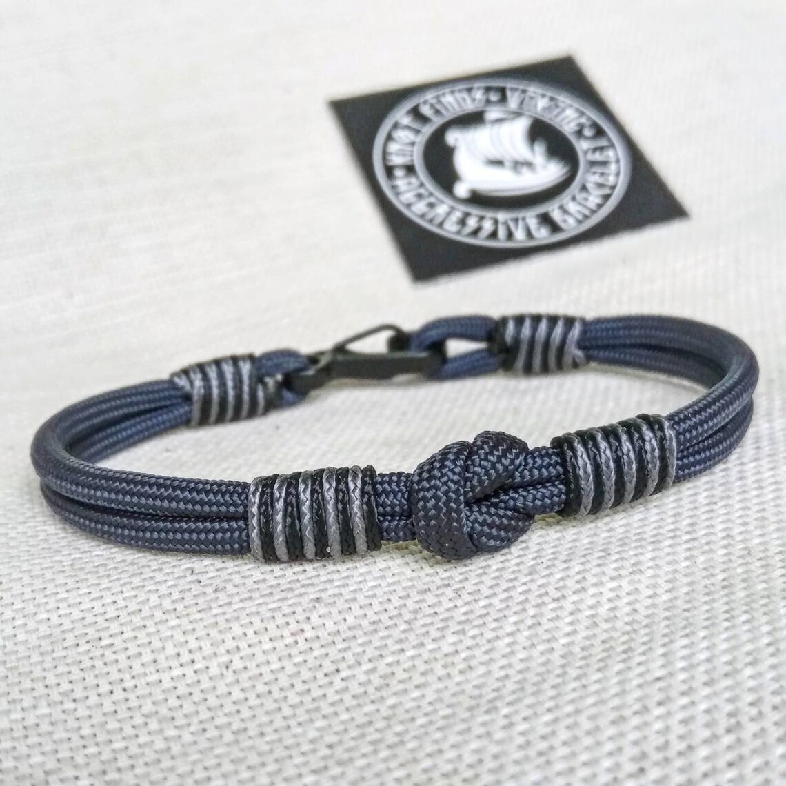 Nautical navy blue paracord bracelet with a carbine. Accessory Etsy