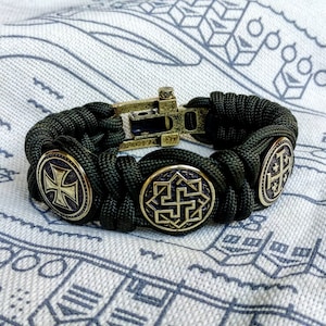 Paracord  bracelet / Templar bangle / gift for  him
