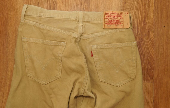 levi's khaki jeans