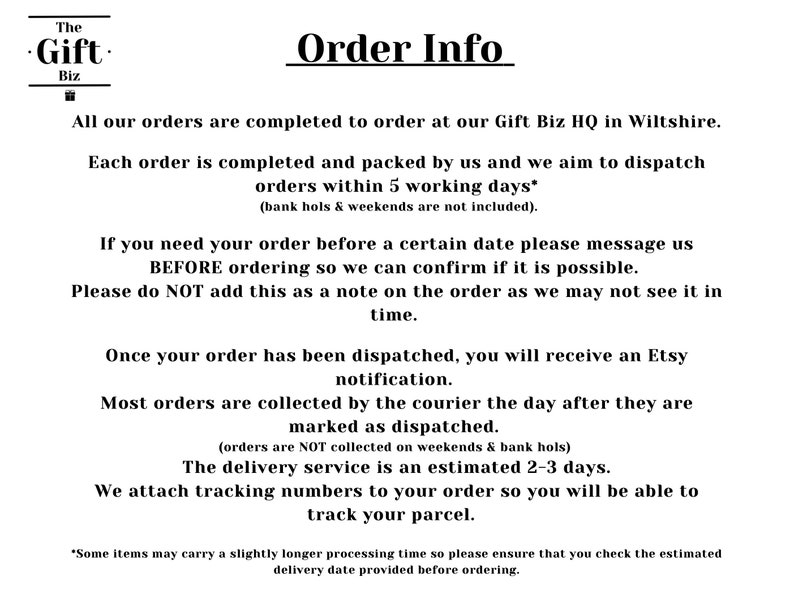 Op de afbeelding: Bestelgegevens voor The Gift Biz, een Etsy-winkel gevestigd in Wiltshire, Engeland. Bestellingen worden binnen 5 werkdagen voltooid en verzonden, met uitzondering van feestdagen en weekenden. Klanten kunnen contact opnemen met de winkel voor een geschatte levertijd.