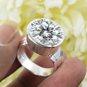 5.50 Ct Off White Diamond Ring Round  Cut Engagement Ring Great Luster & Shine Size