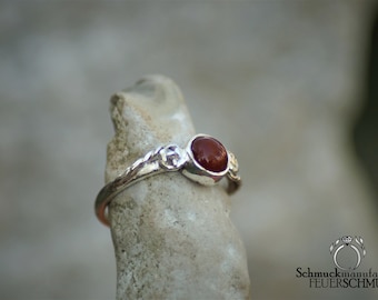 Anillo de plata con cornalina