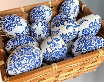 Set of 4 Blue & White Decoupage Eggs, Chinoiserie Eggs, Blue and White Eggs