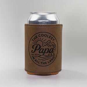 Enfriador de latas, regalo para papá o abuela; Portavasos "El papá más genial del mundo" para el abuelo; Portavasos para bebidas al aire libre, regalo de los nietos. Papa_Dark Brown