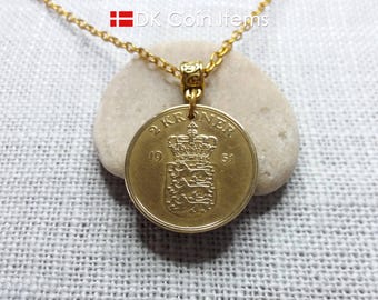 Danish 1951 coin pendant necklace - 2 Kroner - Coat of Arms with Crown