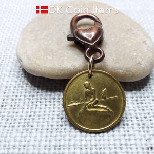 De kleine zeemeermin Denemarken muntbedel - Copenhagen Tramways fare token 1966-1967 als hanger - Zeemeermin sculptuur/standbeeld - Deens souvenir