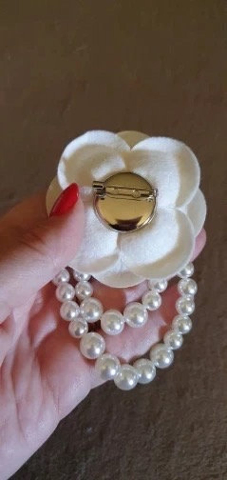 Elegan Fabric Flower Brooches Pins. Great on Women and Men Suits Unique