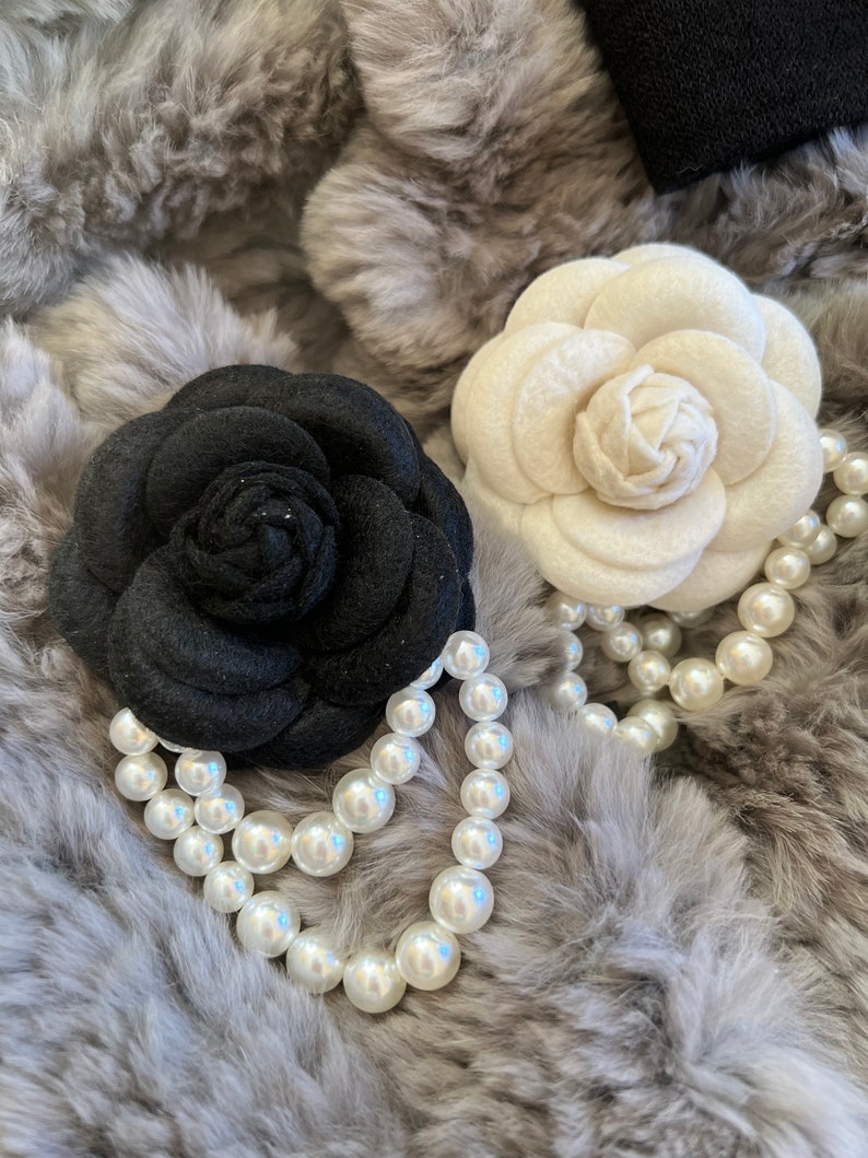 Elegan Fabric Flower Brooches Pins. Great on Women and Men Suits Unique