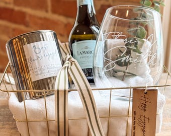 Personalized Engagement Gift Basket | Future Mrs Wine Glass | Bride-to-Be Gift | Engagement Keepsake Box | Custom Bride Gift | Candle | Zehr