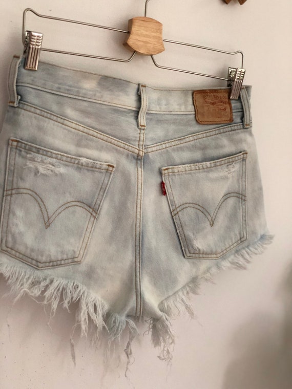 VINTAGE - Levis shorts - vintage Levis Women's sho