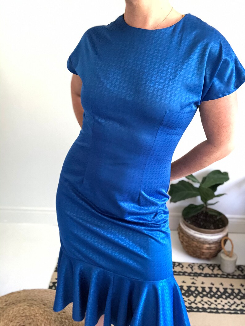 Vintage. Robe bleu royal des années 1980 . sous le genou . Etsy