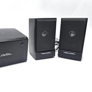 Vintage Realistic Mini Speakers In Case Radio Shack Portable Battery Operated