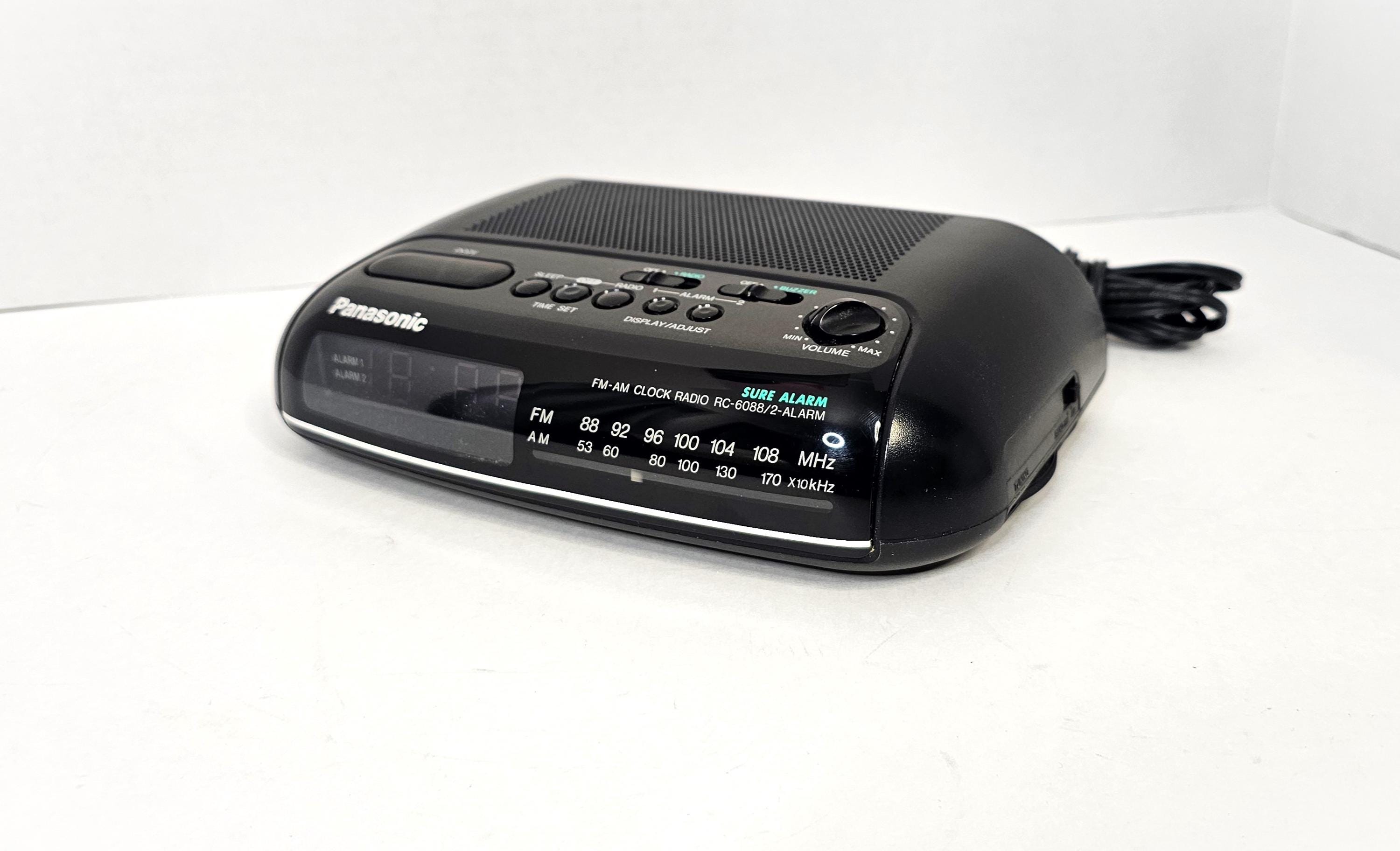 Vintage Panasonic FM/AM Electronic Dual Alarm Clock Radio Model Rc