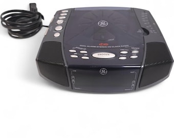 Vintage GE CD Player Dual Alarm Clock Am Fm Radio Stereo Green LED Model 7-4897A Compact Disc