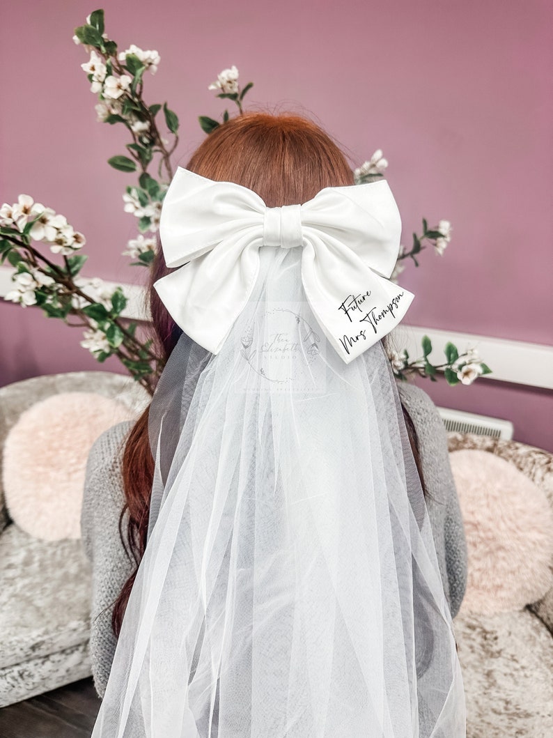 bride bow veil personalised, hen party veil, bachelorette veil, hen party ideas, hen party gift, bride to be gift.
