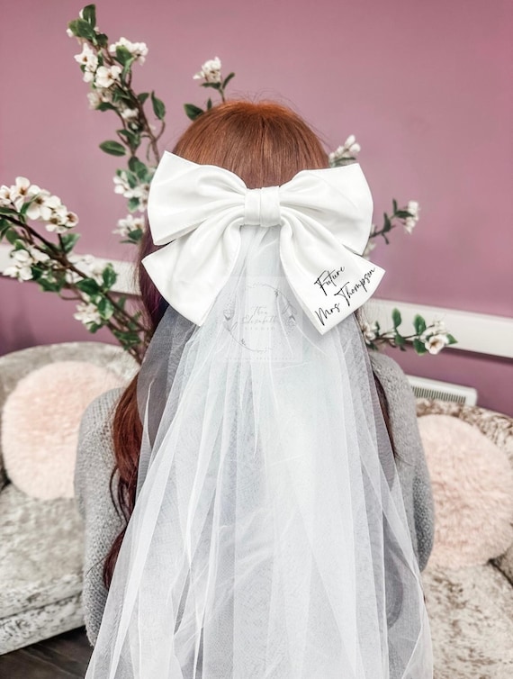 Bachelorette Party Veil Pink Bride to Be w/Diamond Veil | Bachelorette Party Veils  main image 4