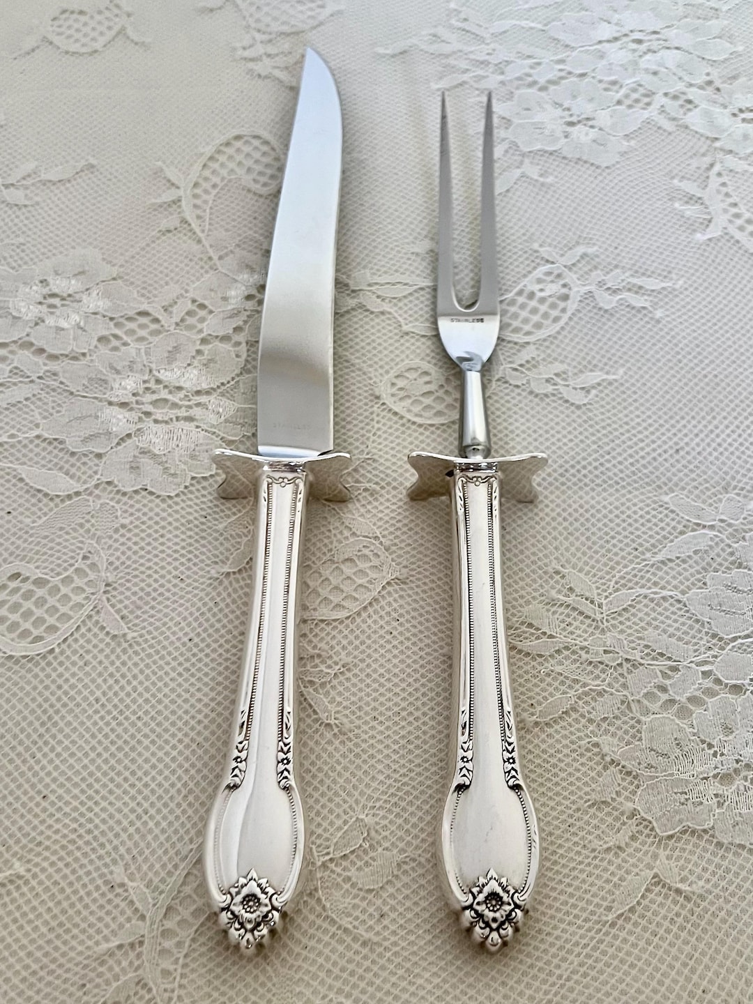 欧州購入ヴィンテージ＊WT Rogers Co.とEldonのレタートレイ 2-pc. Remembrance Carving Set by 1847 Rogers Bros./vintage
