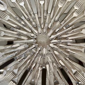 Mismatched Silverplate 5-Pc.Place Settings/Vintage & Antique Flatware/Service for 1-20 image 2