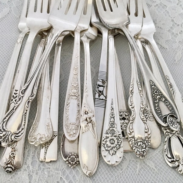 Mismatched Silverplate Salad Forks/Cake/Dessert Forks/Flatware/Vintage & Antique/Wedding/Tea Party/Bridal Shower/Luncheon/Farmhouse/Rustic