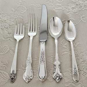 Mismatched Silverplate 5-Pc.Place Settings/Vintage & Antique Flatware/Service for 1-20 image 8
