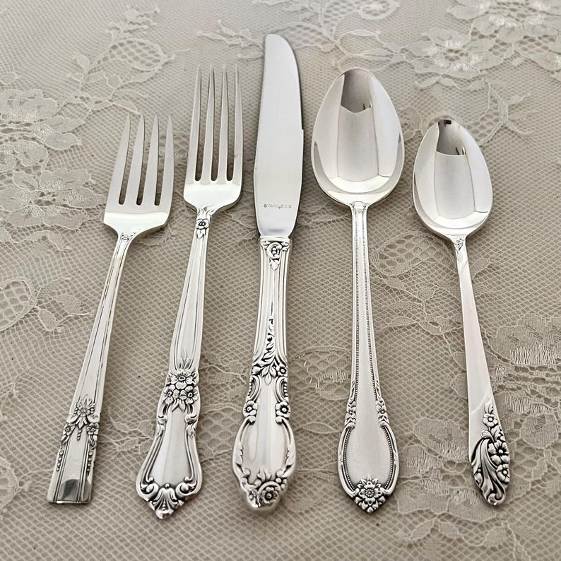 Mismatched Silverplate 5-Pc.Place Settings/Vintage & Antique Flatware/Service for 1-20 image 9