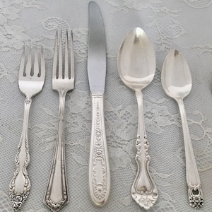 Mismatched Silverplate 5-Pc.Place Settings/Flatware/Vintage & Antique/ Wedding/Bridal Shower/Tea Party/Service for 1, 4, 8, 12, 20 image 5