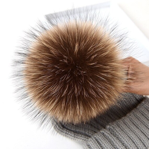 Vera pelliccia di procione pom-pom con scatto per cappello a | Etsy Italia