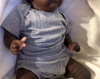 Reborn-babypop etnische jongen