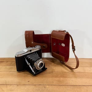 As Is - Untested  Ansco Speedex 4.5 Camera in Leather Case