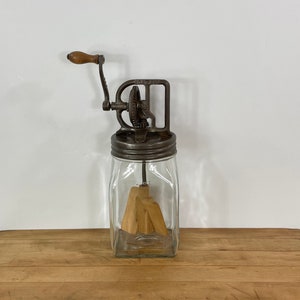 Reproduction 2 Quart Dazey Butter Churn