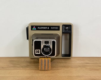 Kodak Polaroid PLEASER II Kodamatic Instant Camera - UNTESTED