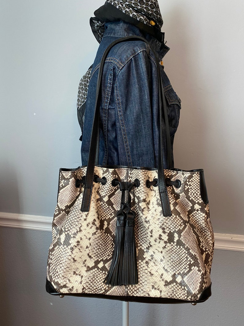melissa medium crossbody