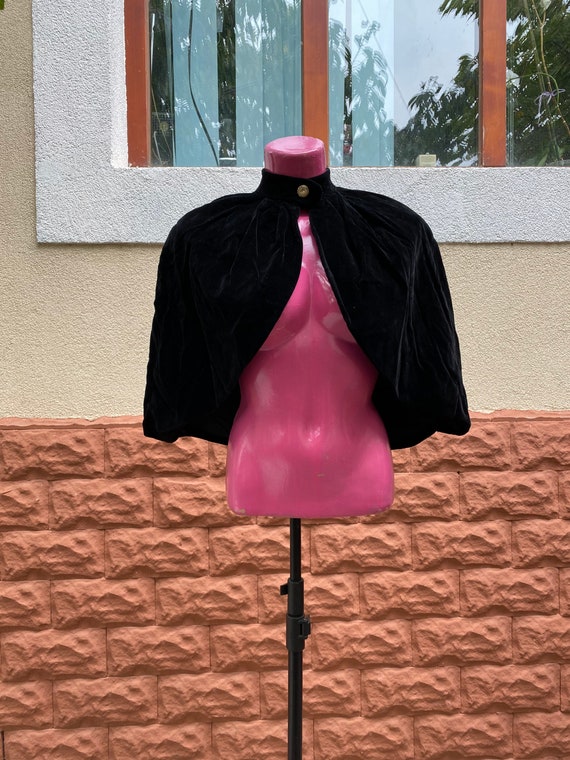Bolero: vintage velvet Black Bolero