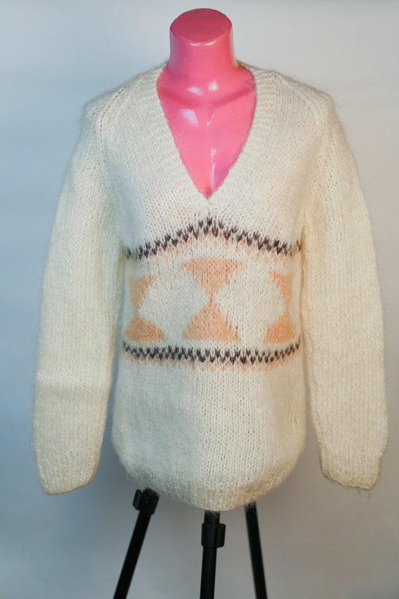 Pullover: Beige 100% Wool Pullover
