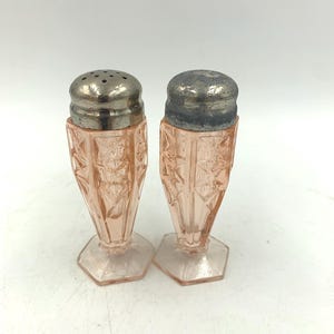 Vintage Pink Depression Glass Salt And Pepper Shakers X Pattern