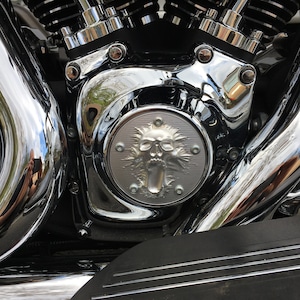Screaming Skull 3D CNC Machined Custom Harley Point & Triumph Primary Covers Engraved