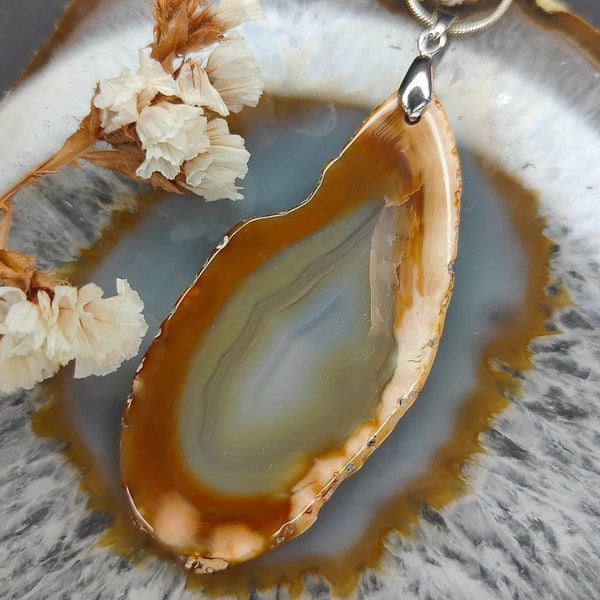 Pendentif tranche d'agate naturelle plaqué argent 925