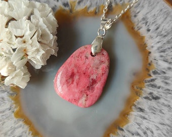 Thulite Pendant Necklace by Stones Desire 