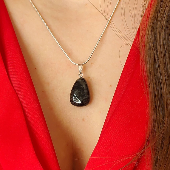 Arfvedsonite pendant best sale
