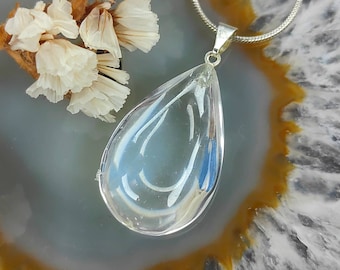 Quartz Tear Shape Pendant