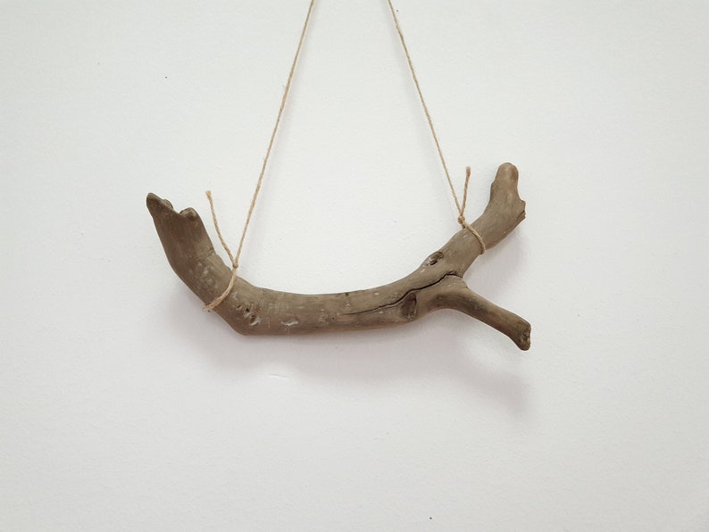 Hi quality Beach Decor Unique Driftwood Driftwood Piece 9.25 sturdy and smooth driftwood branch for your art and craft projects